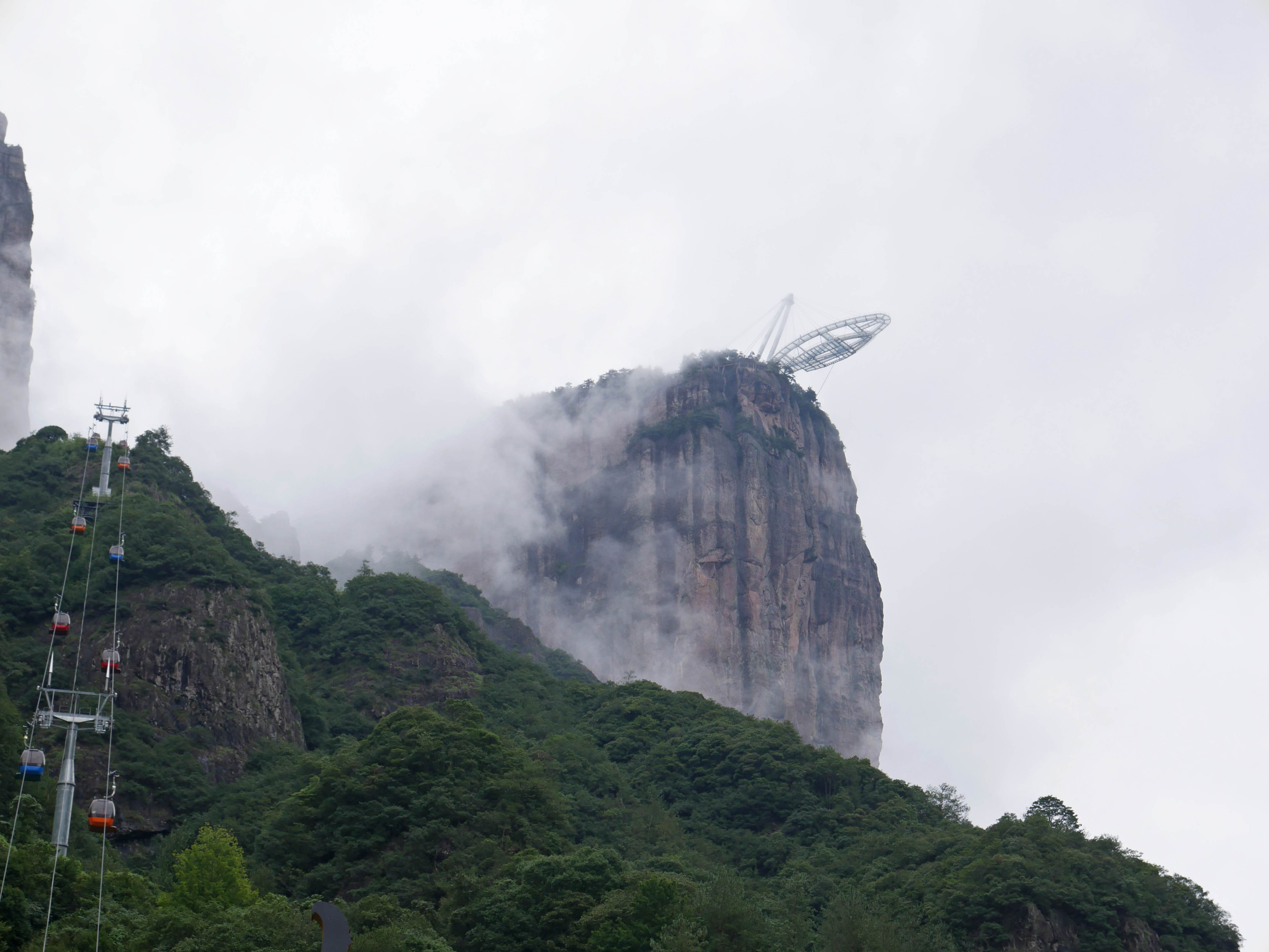 NantianGlassPlatformRopeway4.JPG