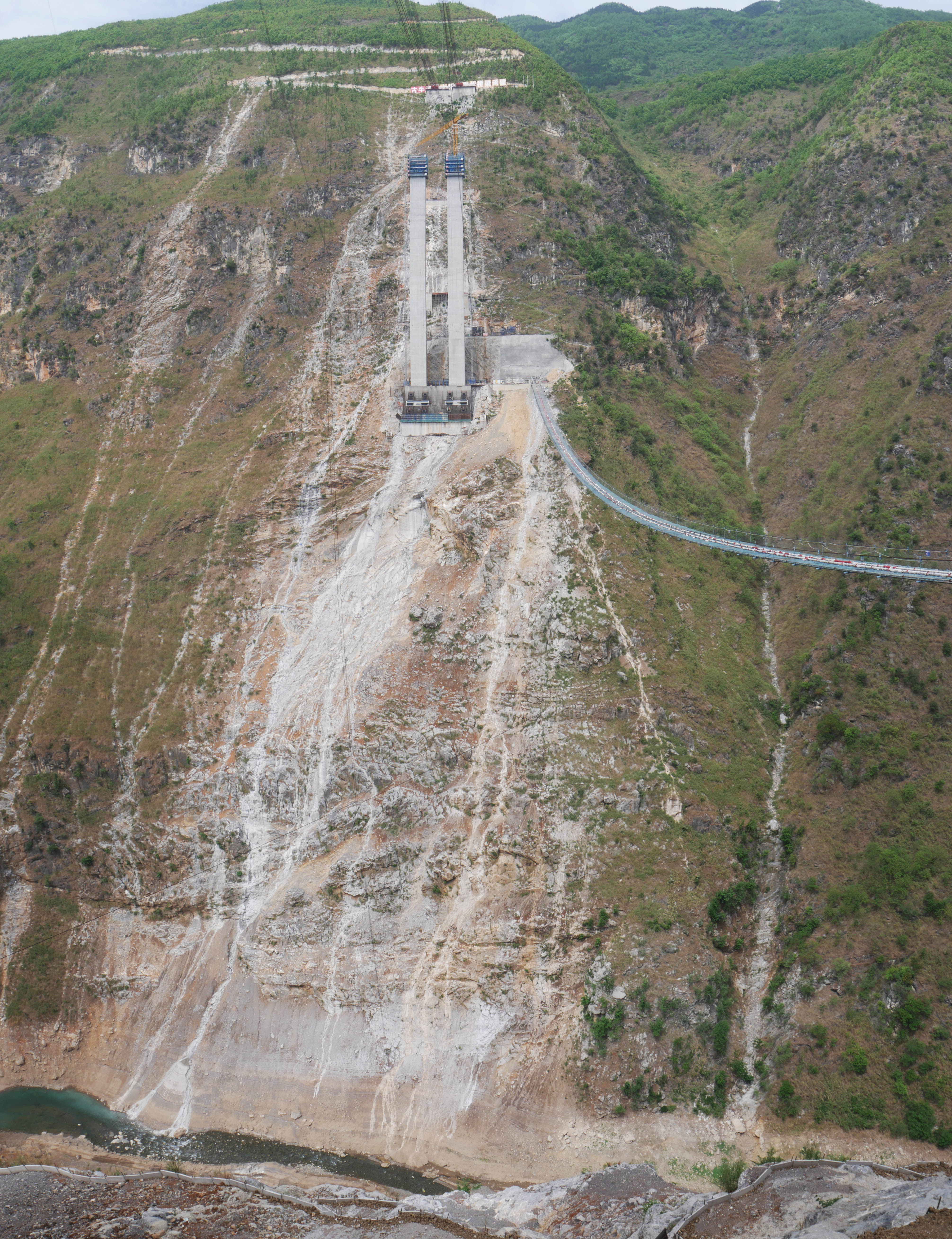 GuniuheFootbridgePanorama.jpg