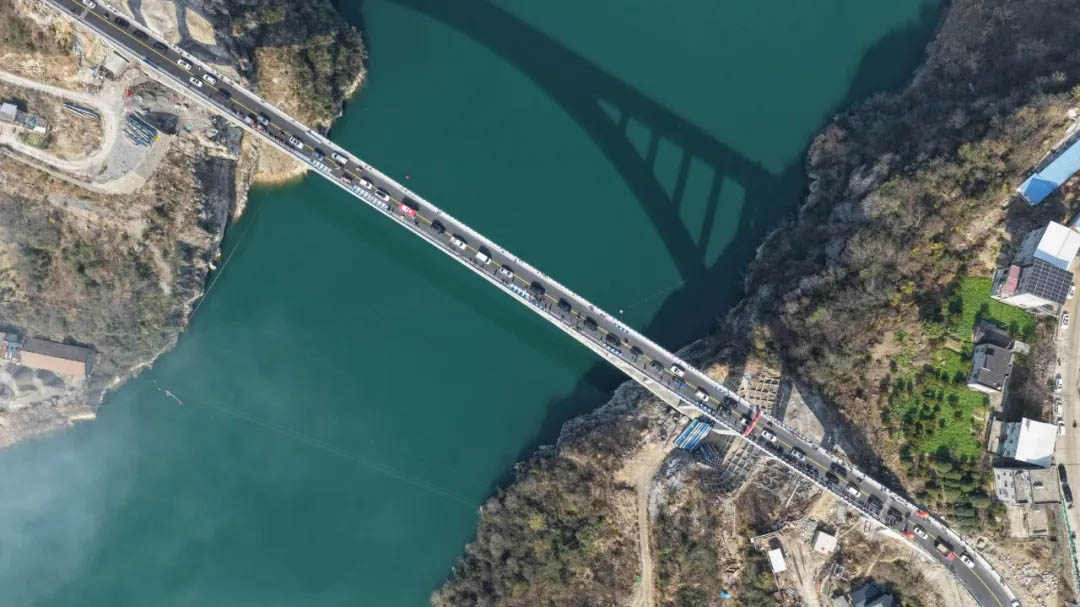 Qingjiang Bridge TianchikouDown.jpg